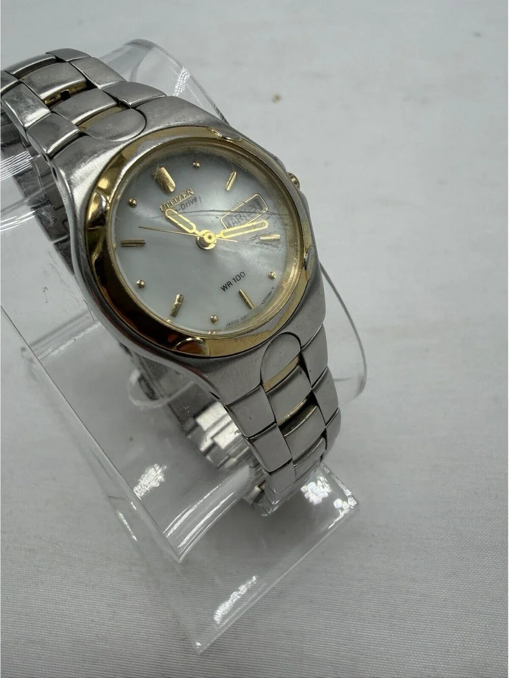 Citizen Eco-Drive Watch Women 25mm Silver Gold Tone E000-K17578 Day Date